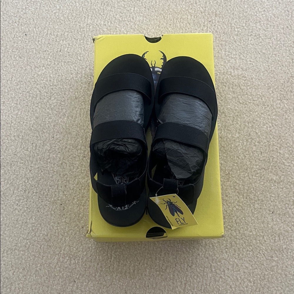 Fly London Black Sandals - Picture 3 of 6